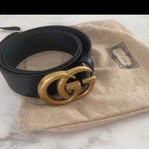 AUTHENTIC Mens Black Leather Gucci Belt